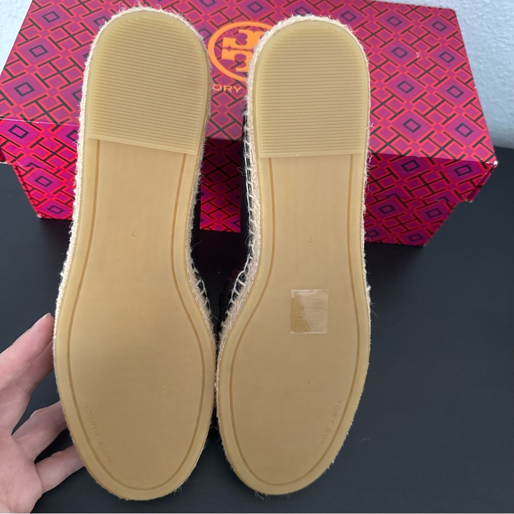 NEW Tory Burch Everly Black Leather Crochet Espadrille Flat Slio On - Picture 9 of 13